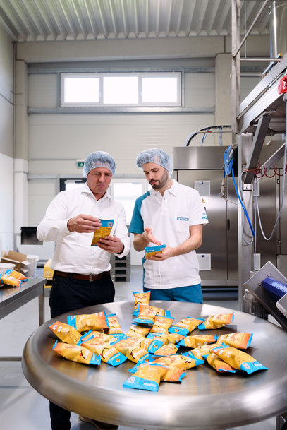 Selectum and Bühler create an innovative, healthy, CO2-neutral snack